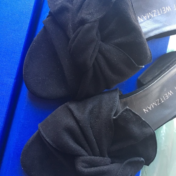 Stuart Weitzman Giftwrap Suede Sandals - Picture 6 of 7